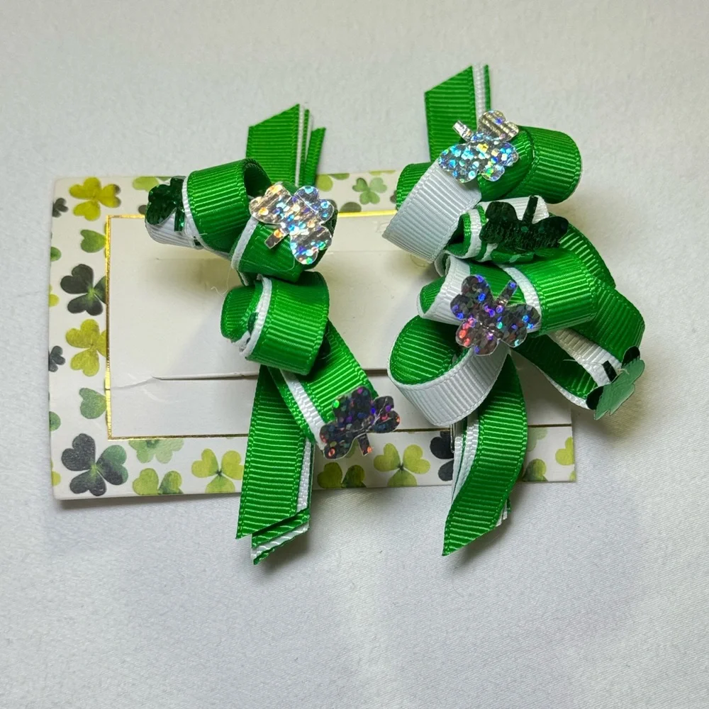 St. Patrick’s Lucky Shamrock Hair Clips, 2 CT green and white